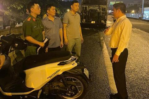 <a href="/thoi-su" title="Thời sự" rel="dofollow">Thời sự</a>