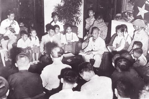 Phấn đấu thực hiện tâm nguyện của Bác Hồ kính yêu