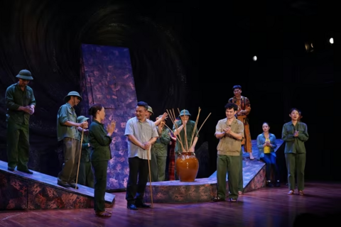 Chuỗi chương trình nghệ thuật "Âm vang người lính"