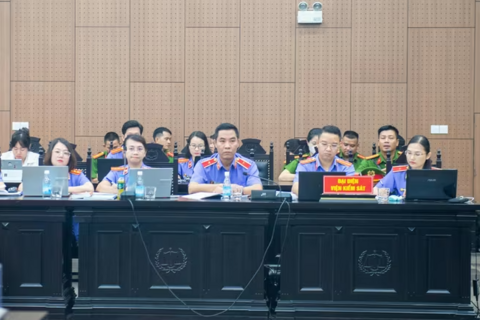 Nam ca sĩ đánh bạc tại khách sạn Pullman không bị đề nghị phạt tù