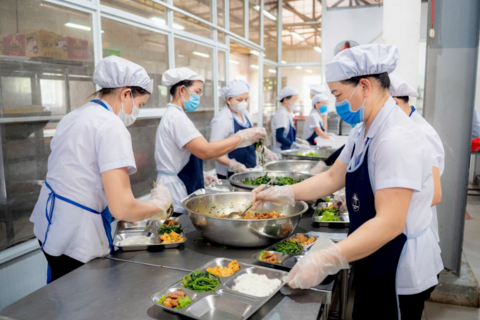 Bộ Y tế ra 'tối hậu thư' với bếp ăn trường học