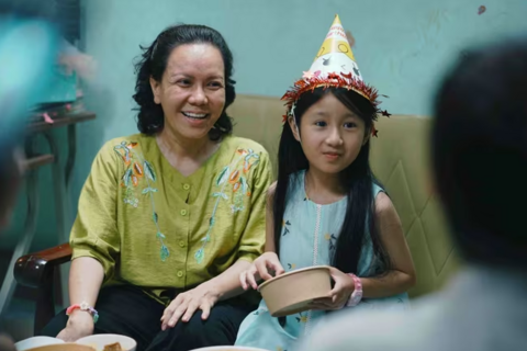 Phim nào đang dẫn đầu doanh thu phòng vé Việt?