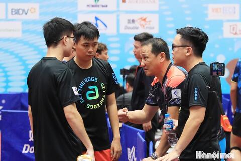 Hình ảnh đẹp tại loạt trận khai màn Giải Bóng bàn tranh Cúp Báo Hànộimới