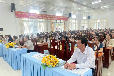 <a href="/giao-duc" title="Giáo dục" rel="dofollow">Giáo dục</a>