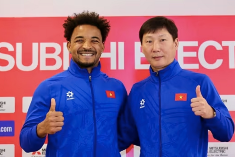 HLV Kim Sang-sik muốn thấy Xuân Son ghi bàn