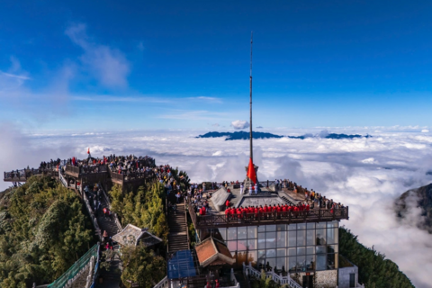 <a href="/kham-pha" title="Khám phá" rel="dofollow">Khám phá</a>