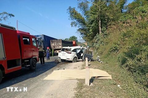 <a href="/thoi-su" title="Thời sự" rel="dofollow">Thời sự</a>