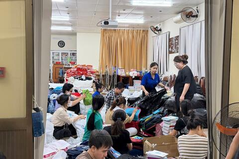 Tuổi trẻ TP Hồ Chí Minh chung tay hỗ trợ học sinh Khánh Hòa khắc phục hậu quả lũ lụt