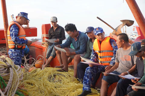 <a href="/thoi-su" title="Thời sự" rel="dofollow">Thời sự</a>