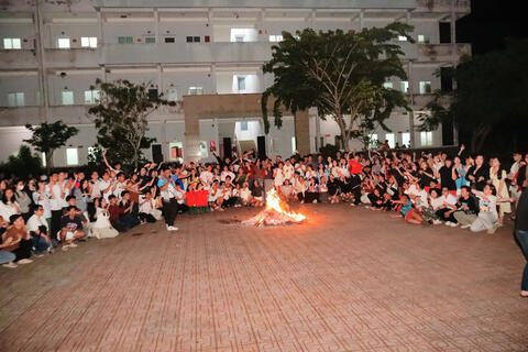 Sôi nổi Hội trại ‘Cultural Discovery Camp 2025’ tại Trường ĐH Kiên Giang