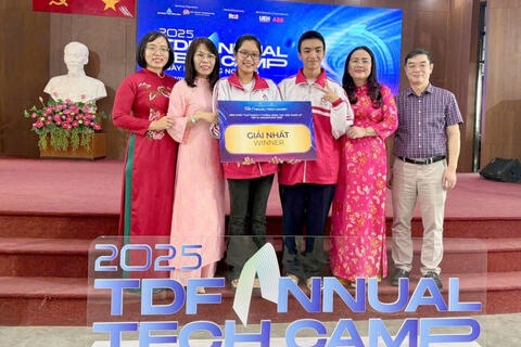 Học sinh Quảng Trị tỏa sáng tại Ngày hội Công nghệ số 2025