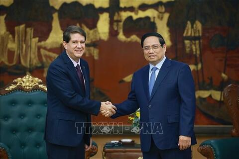 <a href="/thoi-su" title="Thời sự" rel="dofollow">Thời sự</a>