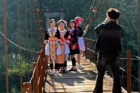 Học sinh Điện Biên trải nghiệm để sáng tạo nghệ thuật