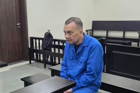 Hàng chục cá nhân bị lừa "xin việc" và làm thẻ “vip” xuất nhập cảnh