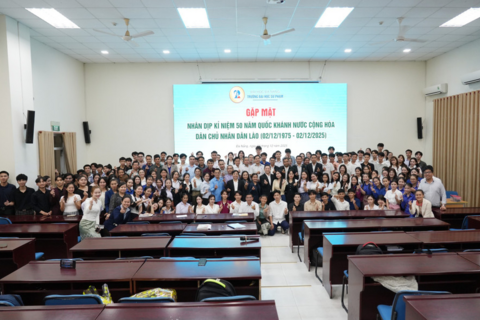 <a href="/giao-duc" title="Giáo dục" rel="dofollow">Giáo dục</a>