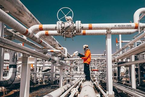 EU đồng thuận ngừng nhập khẩu khí đốt của Nga