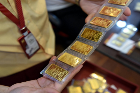 Giá vàng hôm nay 5/12 giảm 700 ngàn đồng/lượng cả 2 chiều, thế giới giảm