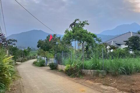 <a href="/thoi-su" title="Thời sự" rel="dofollow">Thời sự</a>