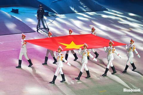 Rực rỡ lễ diễu hành tại Đại hội Thể dục thể thao Thủ đô lần thứ XI