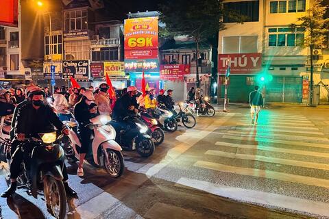 <a href="/thoi-su" title="Thời sự" rel="dofollow">Thời sự</a>