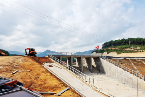 Điểm tựa vững chắc để nền kinh tế bước vào chu kỳ tăng trưởng cao