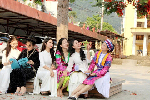 Đào tạo nhân lực chất lượng cao người DTTS: Xung lực mạnh thúc đẩy nguồn lực tại chỗ