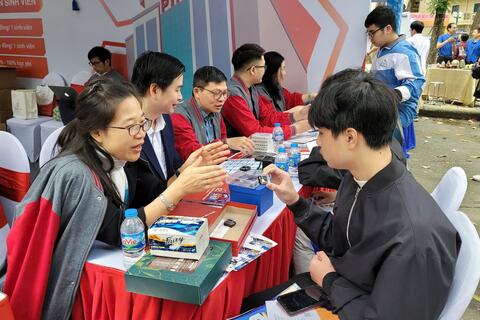 Điểm cộng chứng chỉ quốc tế trong tuyển sinh đại học 2026 có thể giảm