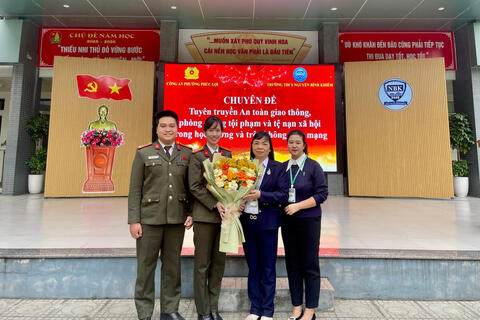 <a href="/giao-duc" title="Giáo dục" rel="dofollow">Giáo dục</a>