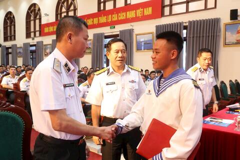 Tuyên dương lực lượng tham gia Chiến dịch Quang Trung