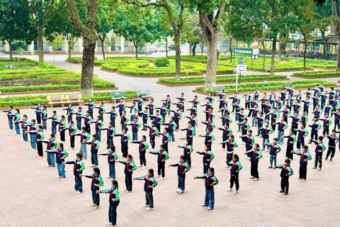 <a href="/giao-duc" title="Giáo dục" rel="dofollow">Giáo dục</a>