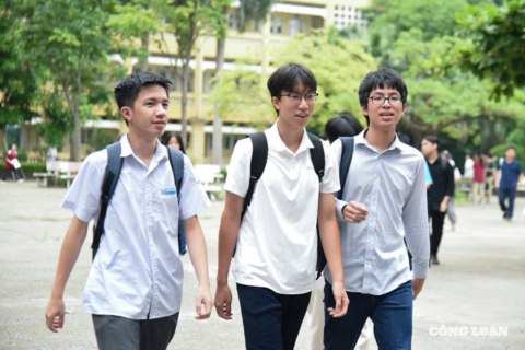 <a href="/giao-duc" title="Giáo dục" rel="dofollow">Giáo dục</a>