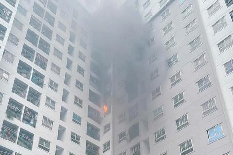 <a href="/thoi-su" title="Thời sự" rel="dofollow">Thời sự</a>