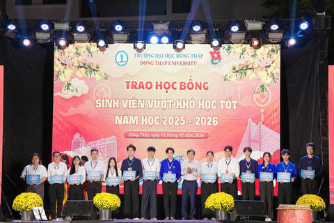 <a href="/giao-duc" title="Giáo dục" rel="dofollow">Giáo dục</a>