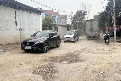 <a href="/thoi-su" title="Thời sự" rel="dofollow">Thời sự</a>