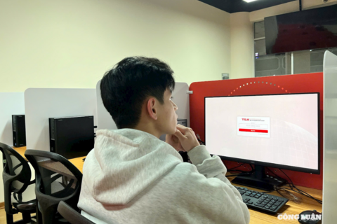 <a href="/giao-duc" title="Giáo dục" rel="dofollow">Giáo dục</a>