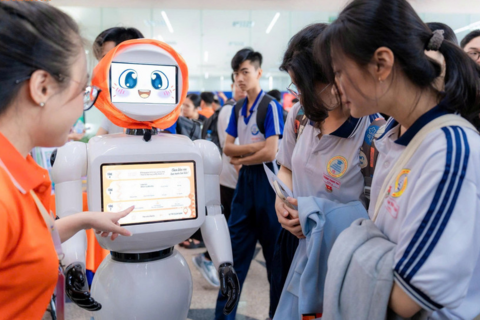 <a href="/giao-duc" title="Giáo dục" rel="dofollow">Giáo dục</a>