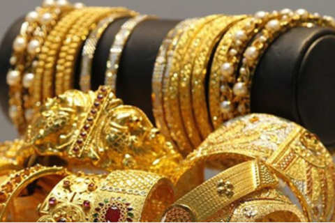 Giá vàng thế giới lao dốc khi thị trường toàn cầu đồng loạt bán tháo và đồng USD tăng mạnh