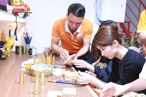 <a href="/giao-duc" title="Giáo dục" rel="dofollow">Giáo dục</a>