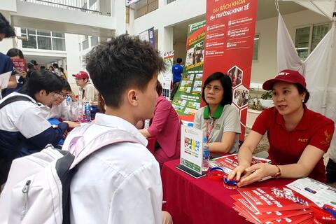 Năm đầu giới hạn 15 nguyện vọng vào đại học: Sắp xếp thế nào để tăng cơ hội trúng tuyển?