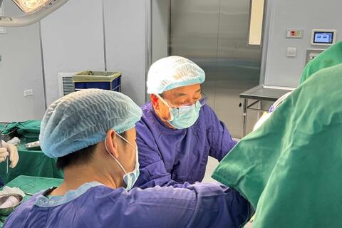 Điều trị đa chuyên khoa: Cánh cửa hy vọng mới cho bệnh nhân ung thư tiêu hóa