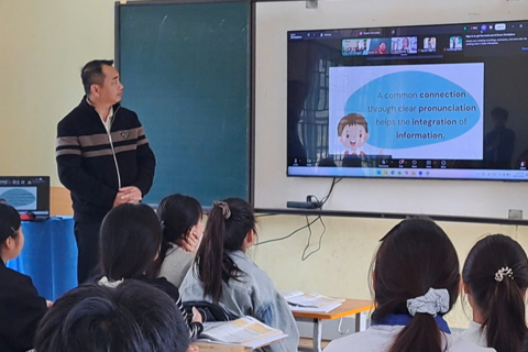 Lần đầu tiên học sinh Cao Bằng học tiếng Anh hằng tuần với giáo viên bản ngữ