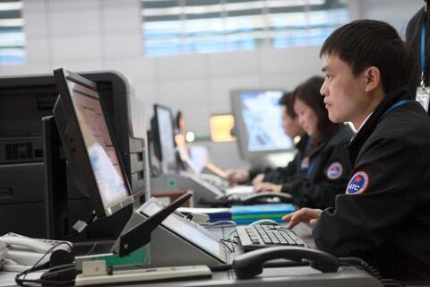 <a href="/thoi-su" title="Thời sự" rel="dofollow">Thời sự</a>