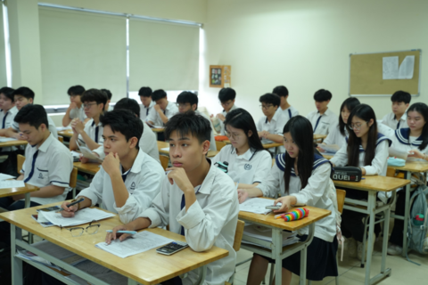 <a href="/giao-duc" title="Giáo dục" rel="dofollow">Giáo dục</a>