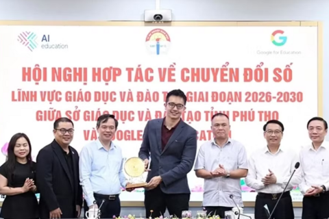 <a href="/giao-duc" title="Giáo dục" rel="dofollow">Giáo dục</a>