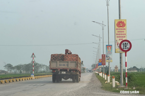 Thanh Hóa: Xử lý tình trạng vi phạm giao thông trên đường 506B