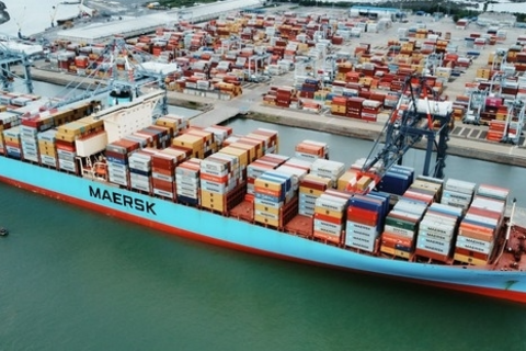 Quy định mức phí, lệ phí tại cảng, bến thủy nội địa