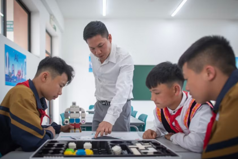 Nhà giáo kỳ vọng những quyết sách mạnh mẽ cho giáo dục