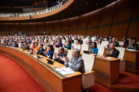 <a href="/thoi-su" title="Thời sự" rel="dofollow">Thời sự</a>