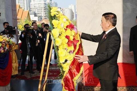 <a href="/thoi-su" title="Thời sự" rel="dofollow">Thời sự</a>