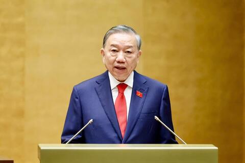 <a href="/thoi-su" title="Thời sự" rel="dofollow">Thời sự</a>